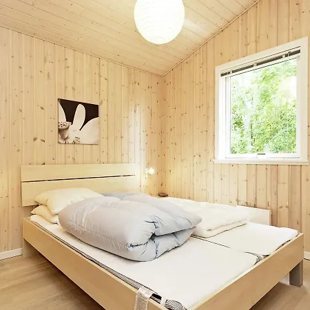 Three-bedroom Holiday In 1 Vakantiehuis